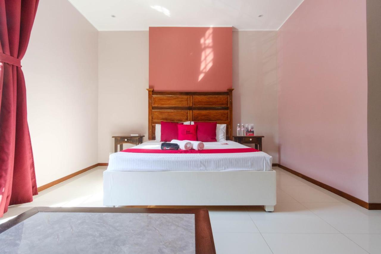 Reddoorz Plus @ West Nautical Road Пуэрто-Галера Экстерьер фото